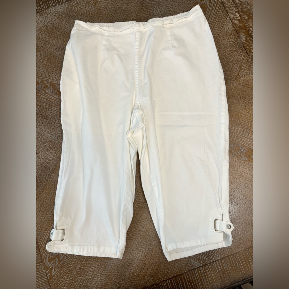 Croft & barrow elastic waist 36” Capri pants XL Stretch White Inseam 17” Cotton